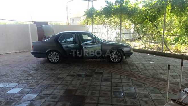 BMW 520 1991, 350,000 km - 2.0 л - Hacıqabul