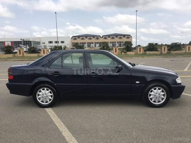 Mercedes C 200 1999, 243,000 km - 2.0 л - Gəncə