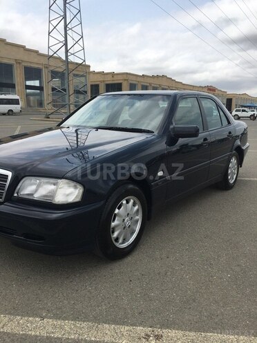 Mercedes C 200 1999, 243,000 km - 2.0 л - Gəncə