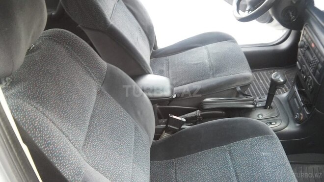 Opel Vectra 2000, 230,000 km - 1.6 l - Bakı