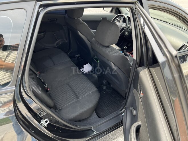 Hyundai i30 2010, 174,000 km - 1.4 l - Bakı
