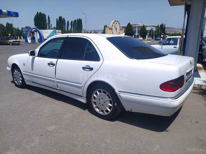 Mercedes E 240 1998, 340,000 km - 2.4 л - Göyçay
