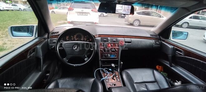 Mercedes E 220 1999, 570,000 km - 2.2 l - Bakı