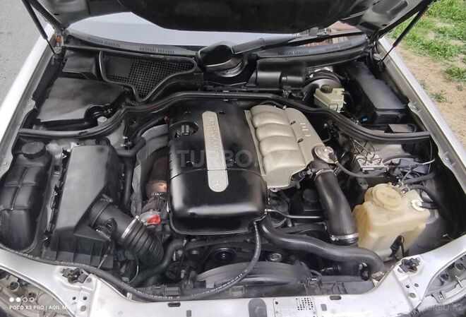 Mercedes E 220 1999, 570,000 km - 2.2 l - Bakı