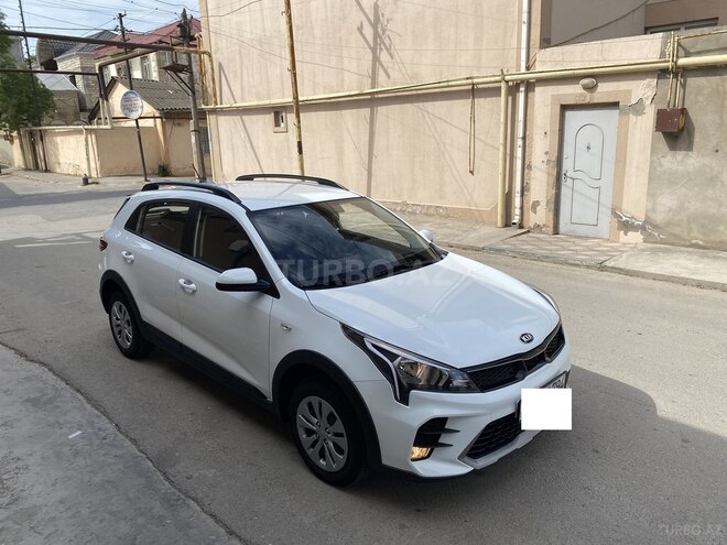 Kia Rio X-Line 2021, 20,400 km - 1.4 л - Bakı