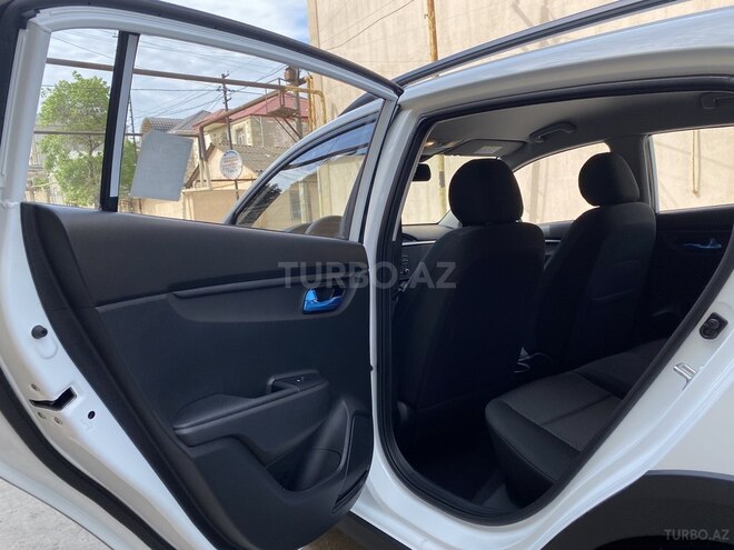 Kia Rio X-Line 2021, 20,400 km - 1.4 л - Bakı