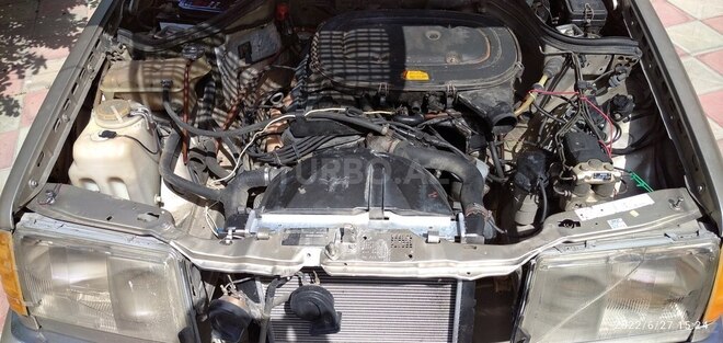 Mercedes E 230 1989, 500,000 km - 2.3 l - Bakı