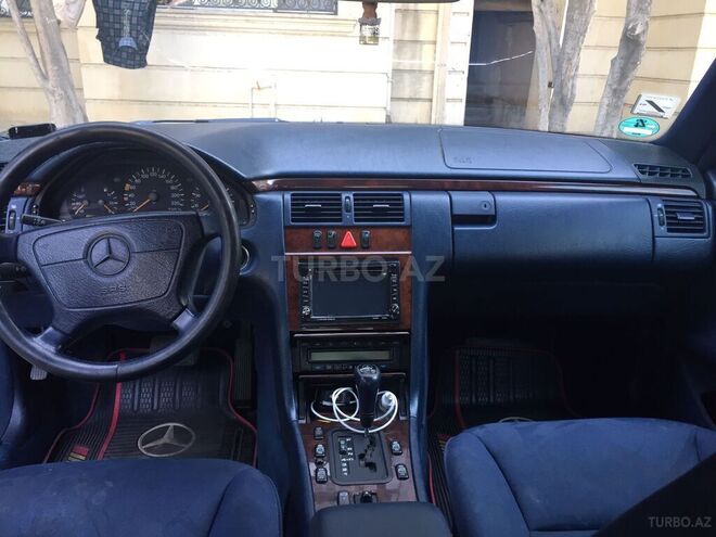 Mercedes E 200 1997, 342,000 km - 2.0 l - Bakı