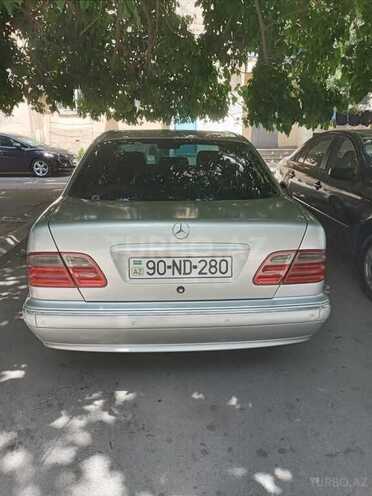 Mercedes E 280 2000, 372,000 km - 2.8 l - Bakı