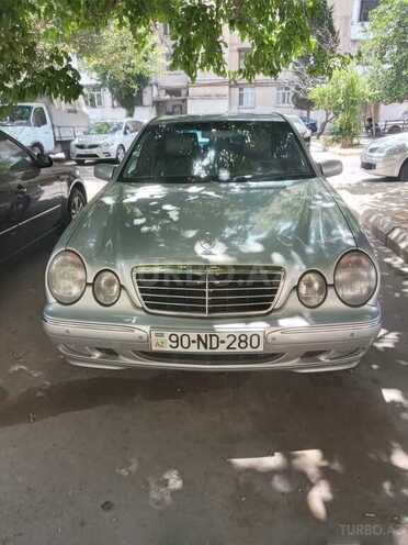 Mercedes E 280 2000, 372,000 km - 2.8 l - Bakı