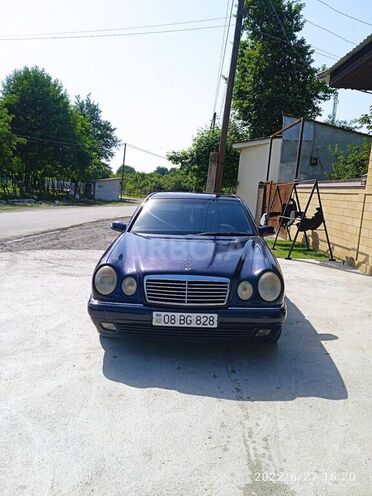 Mercedes E 240 1997, 410,000 km - 2.4 l - Balakən