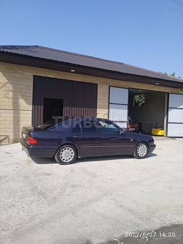 Mercedes E 240 1997, 410,000 km - 2.4 l - Balakən