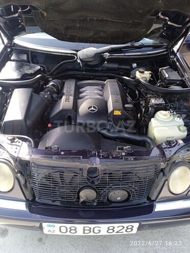 Mercedes E 240 1997, 410,000 km - 2.4 l - Balakən