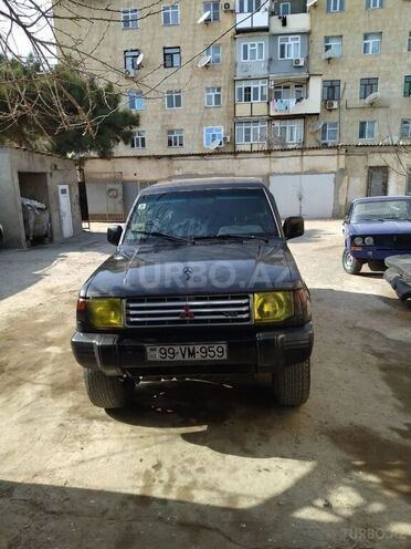 Mitsubishi Pajero 1997, 245,000 km - 3.0 l - Bakı