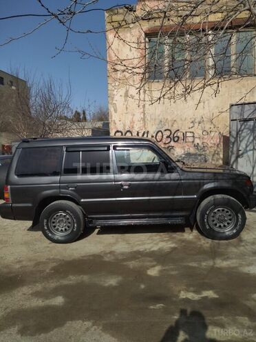Mitsubishi Pajero 1997, 245,000 km - 3.0 l - Bakı