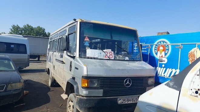 Mercedes 508 1992, 350,000 km - 2.5 l - Gəncə