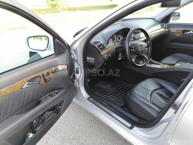 Mercedes E 280 2006, 319,000 km - 3.0 l - Bakı