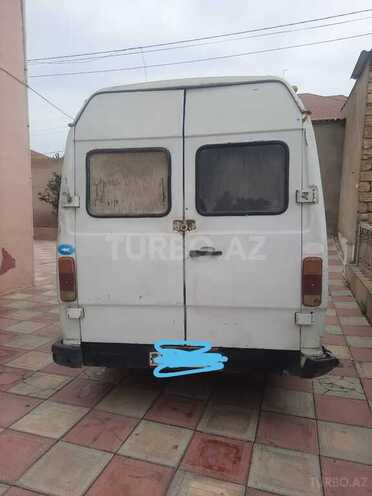 Mercedes 410 D 1988, 218,654 km - 2.9 л - Bakı
