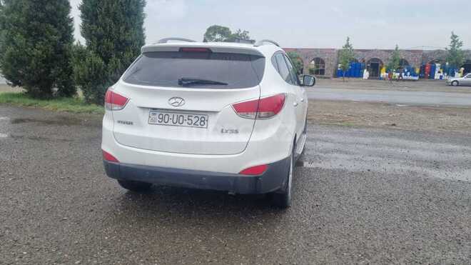 Hyundai ix35 2013, 170,000 km - 2.0 l - Şəmkir