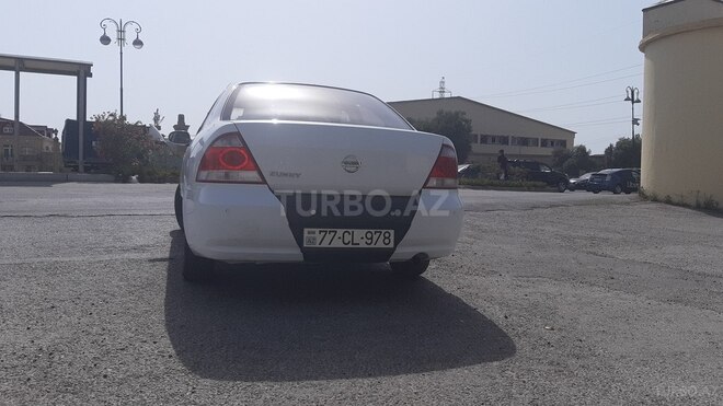 Nissan Sunny 2011, 250,000 km - 1.6 л - Bakı