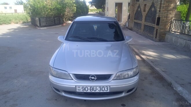 Opel Vectra 1997, 180,000 km - 2.0 л - Neftçala