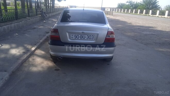 Opel Vectra 1997, 180,000 km - 2.0 л - Neftçala