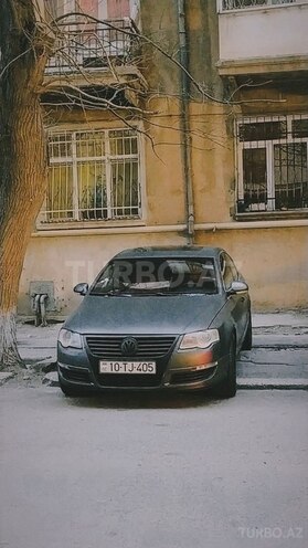 Volkswagen Passat 2005, 240,000 km - 2.0 л - Bakı
