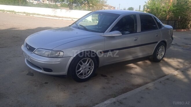 Opel Vectra 1997, 180,000 km - 2.0 л - Neftçala