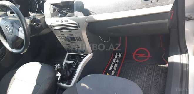Opel Astra 2008, 210,000 km - 1.3 л - Bakı