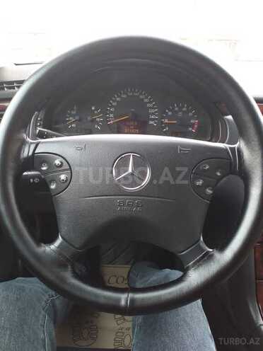 Mercedes E 240 2000, 320,000 km - 2.4 l - Bakı