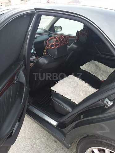 Mercedes E 240 2000, 320,000 km - 2.4 l - Bakı