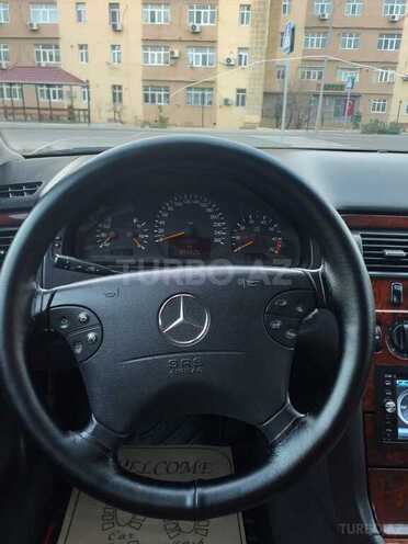 Mercedes E 240 2000, 320,000 km - 2.4 l - Bakı