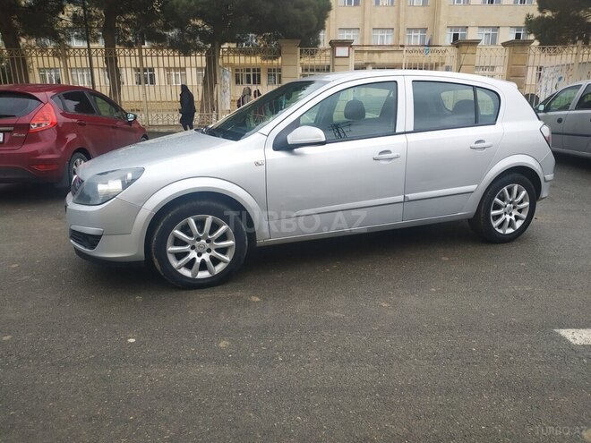 Opel Astra 2006, 235,000 km - 1.3 l - Bakı