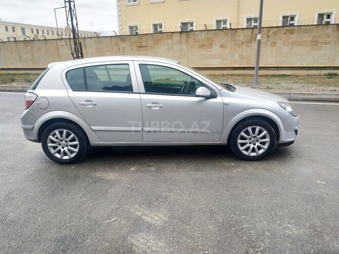 Opel Astra 2006, 235,000 km - 1.3 l - Bakı