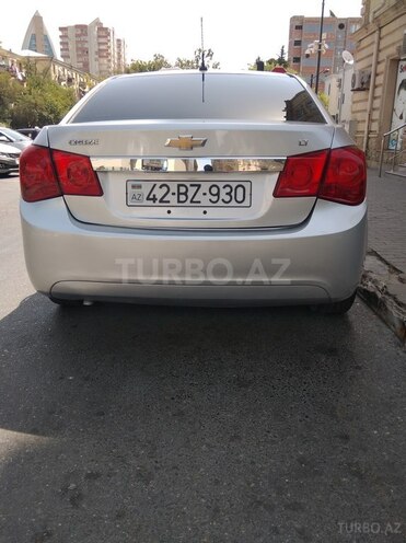 Chevrolet Cruze 2013, 300,218 km - 1.4 l - Bakı