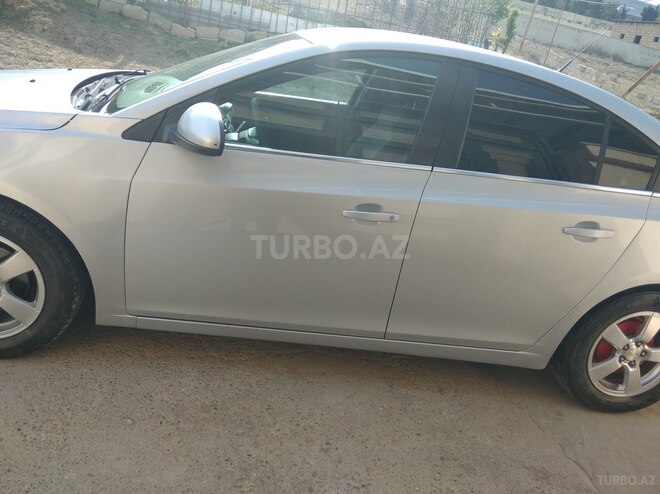 Chevrolet Cruze 2013, 300,218 km - 1.4 l - Bakı