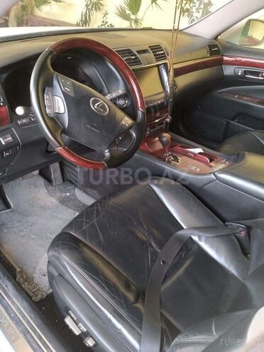 Lexus LS 460 2008, 145,316 km - 4.6 l - Hacıqabul