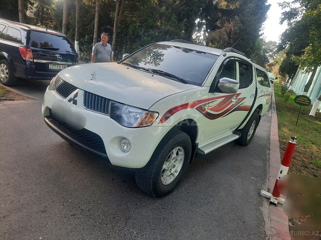 Mitsubishi L200 2008, 213,800 km - 2.5 l - Bakı