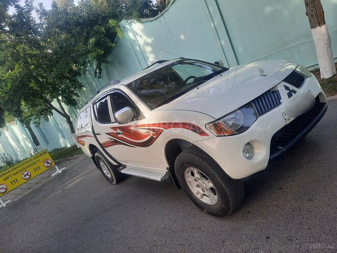 Mitsubishi L200 2008, 213,800 km - 2.5 l - Bakı