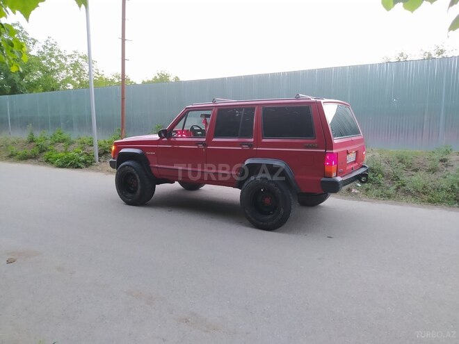 Jeep Cherokee 1986, 122,222 km - 2.5 l - Quba