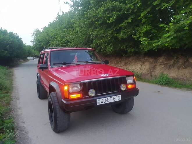 Jeep Cherokee 1986, 122,222 km - 2.5 l - Quba
