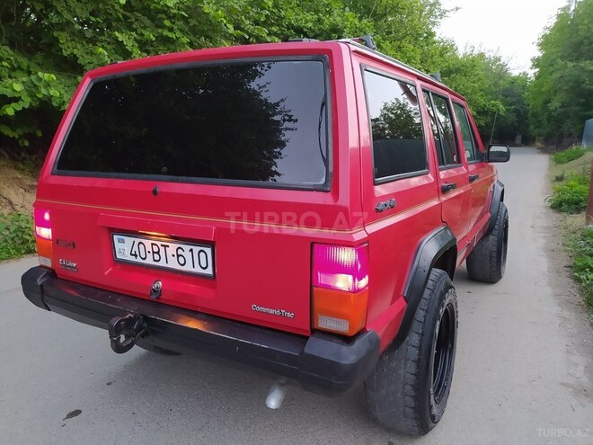 Jeep Cherokee 1986, 122,222 km - 2.5 l - Quba