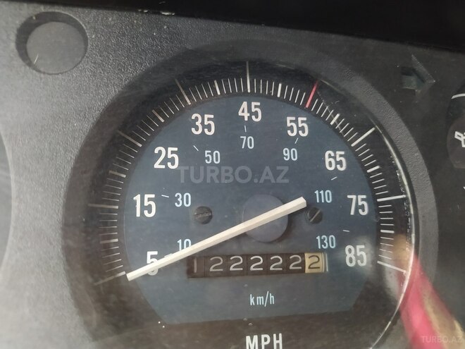 Jeep Cherokee 1986, 122,222 km - 2.5 l - Quba