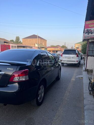 Toyota Yaris 2007, 230,000 km - 1.4 л - Bakı