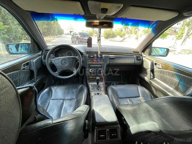 Mercedes E 200 1999, 28,500 km - 2.0 l - Sumqayıt