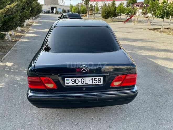 Mercedes E 200 1999, 28,500 km - 2.0 l - Sumqayıt