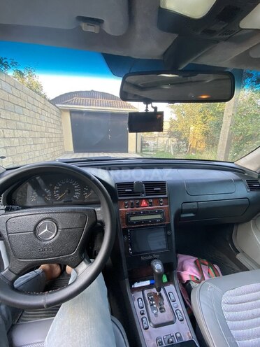 Mercedes C 200 1999, 420,000 km - 2.0 л - Lənkəran