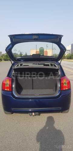 Toyota Corolla 2005, 130,000 km - 1.4 l - Bakı