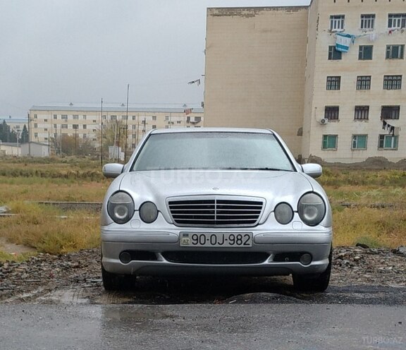 Mercedes E 240 2001, 245,000 km - 2.6 l - Şirvan