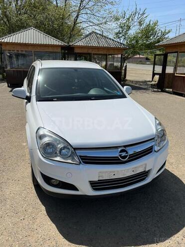 Opel Astra 2010, 209,000 km - 1.4 л - Astara